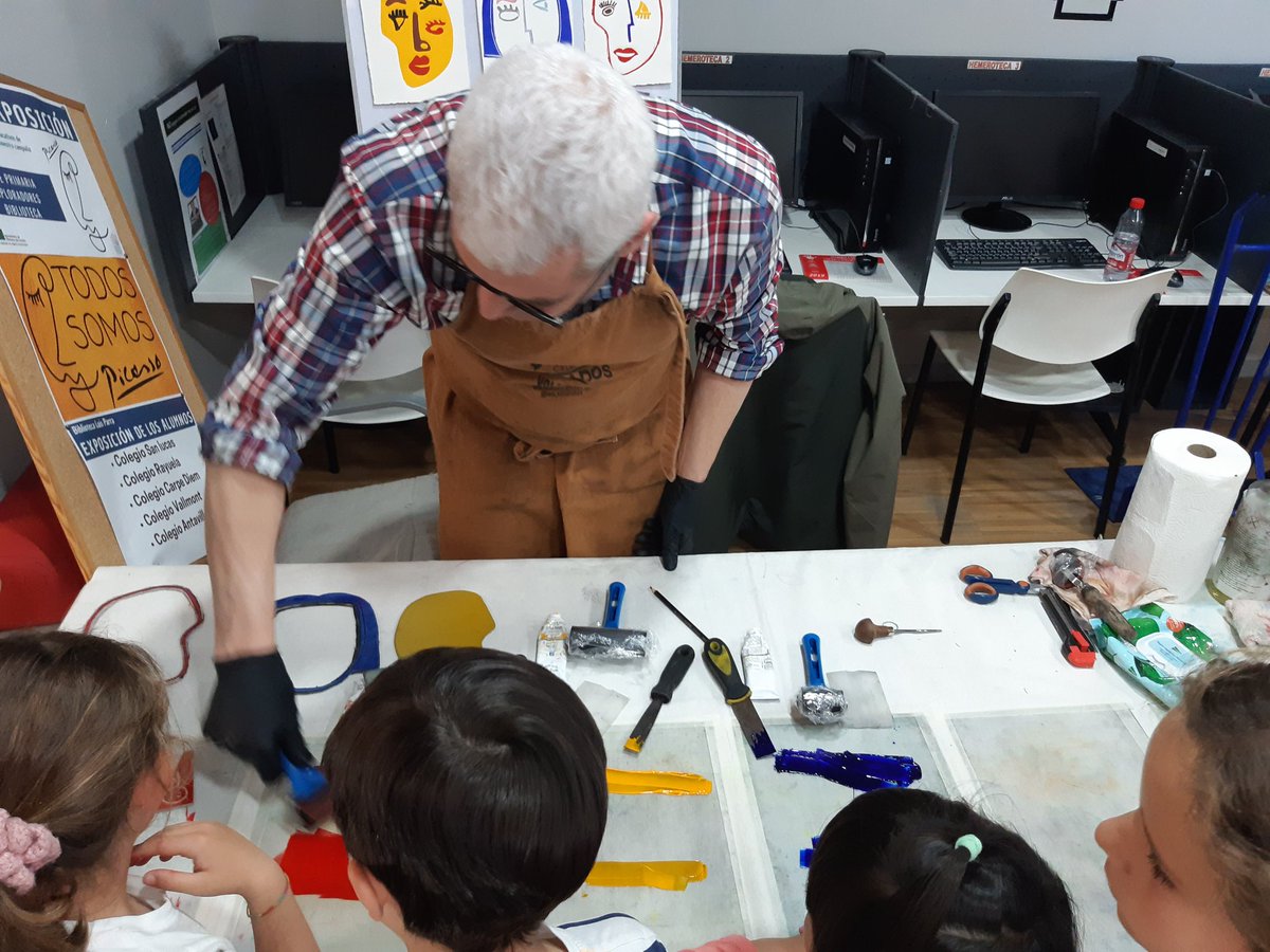 Biblioteca Pardillo tweet media