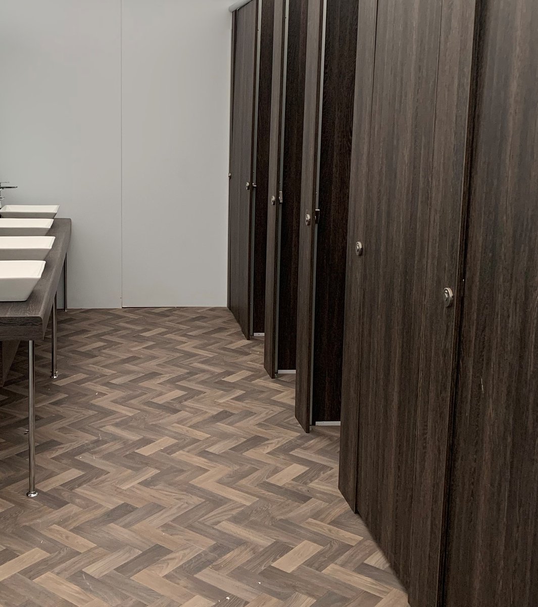 IGLOOSBOGBIRD's tweet photo. IGLOOS Panelled loo system can be given its own individual style with the simple change of flooring. The most flexible temporary loos you will find #events #eventprofs https://t.co/DSIesB6pET #sporting #corporate #toilets #washrooms #tennis #racing #golf #parties https://t.co/Lfwwp0xieS