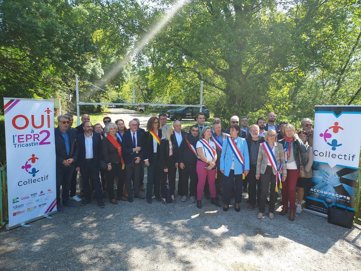 Meurin_P's tweet photo. ☢️ Présent à la manifestation de soutien à l'implantation de l’EPR2 à #Tricastin aux côtés de mes collègues @BordesPascale1 et @FranceLorho.

➡️ Vecteur d’emploi et de souveraineté énergétique, l’implantation de réacteurs est nécessaire pour l’attractivité de notre territoire. https://t.co/kNh5G8V6Wq