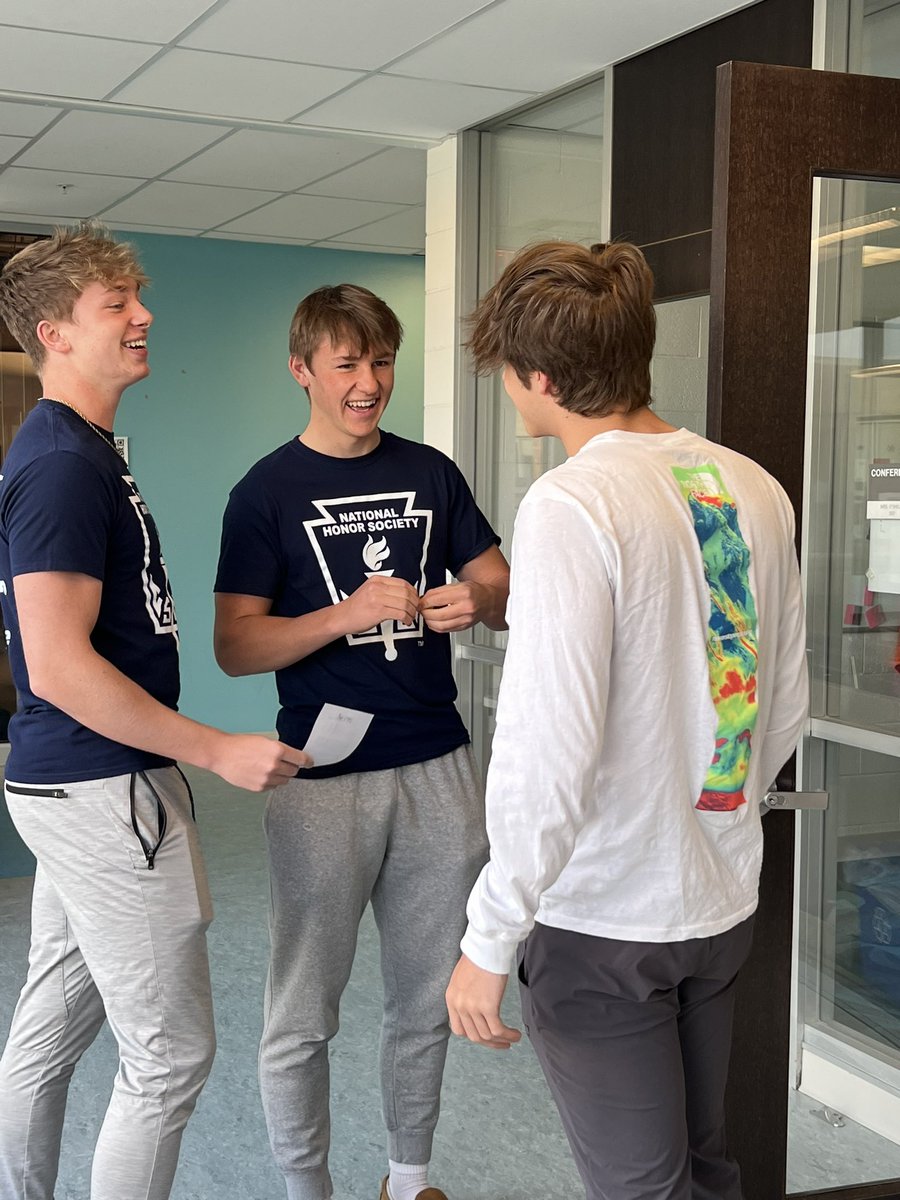 Ms. Everitt (@everittms) on Twitter photo Excellence passing down from class of ‘23 to class of ‘24 NHS tapping <a href="/MarysvilleECHS/">Marysville STEM Early College High School</a> Excellence passing down from class of ‘23 to class of ‘24 NHS tapping <a href="/MarysvilleECHS/">Marysville STEM Early College High School</a>