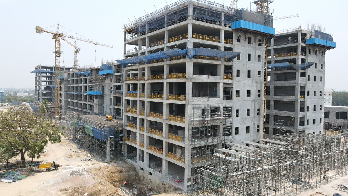 KTR on Twitter "Telangana’s Largest Government Hospital with 2,000