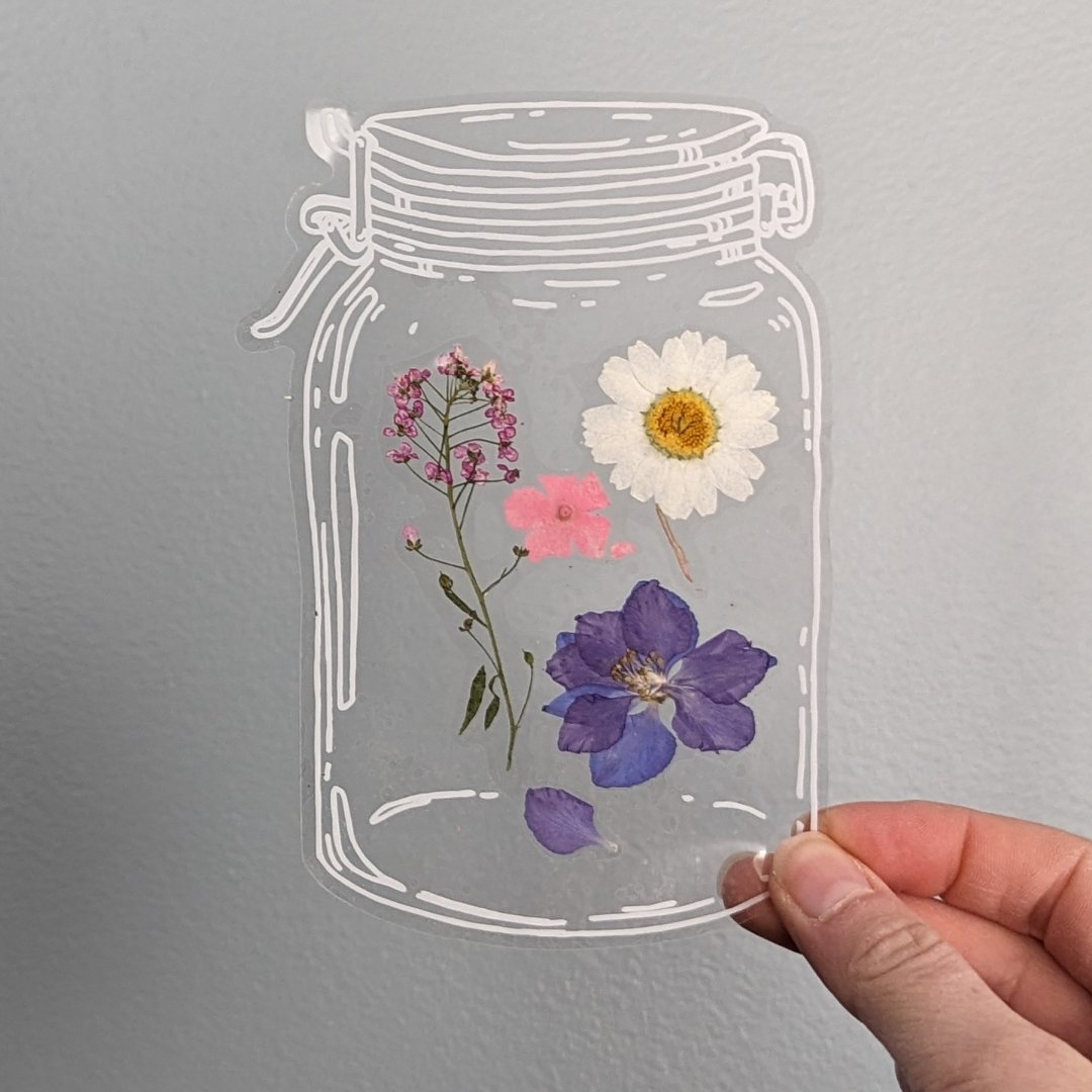 busymindsbox's tweet photo. These pressed flower bookmarks are almost too beautiful to be stuck between pages of a book! What will you do with yours?
For directions & tutorial, check out our #blog: https://t.co/VHVLKzSOfb
#activitiesforseniors #dementaactivity #cognitivedecline #brainhealth #alz #dementia https://t.co/NfDy50nYob