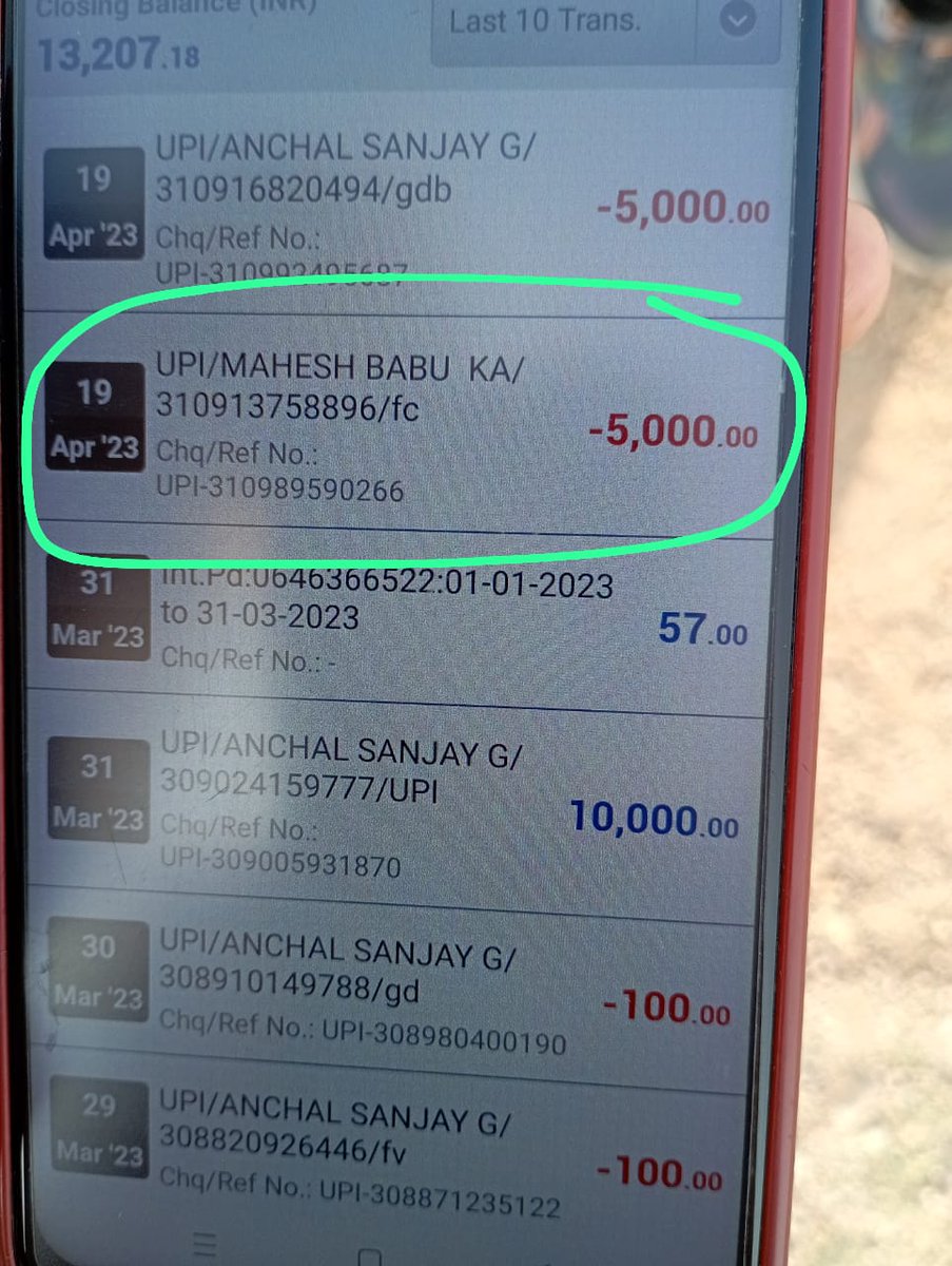 akki97353's tweet photo. @RBI  @KotakBankLtd @udaykotak my sister wrongly send Rs.5000 to someone a/c through kotak upi.Ref310913758896 (Receiver upi mob no 9866026569) my sister mob no.9316041628. we send whatsapp msg to that person he didn't replied Please help sir🙏
My sister a/c no.0646366522 kotak https://t.co/Zfth2dsLBU