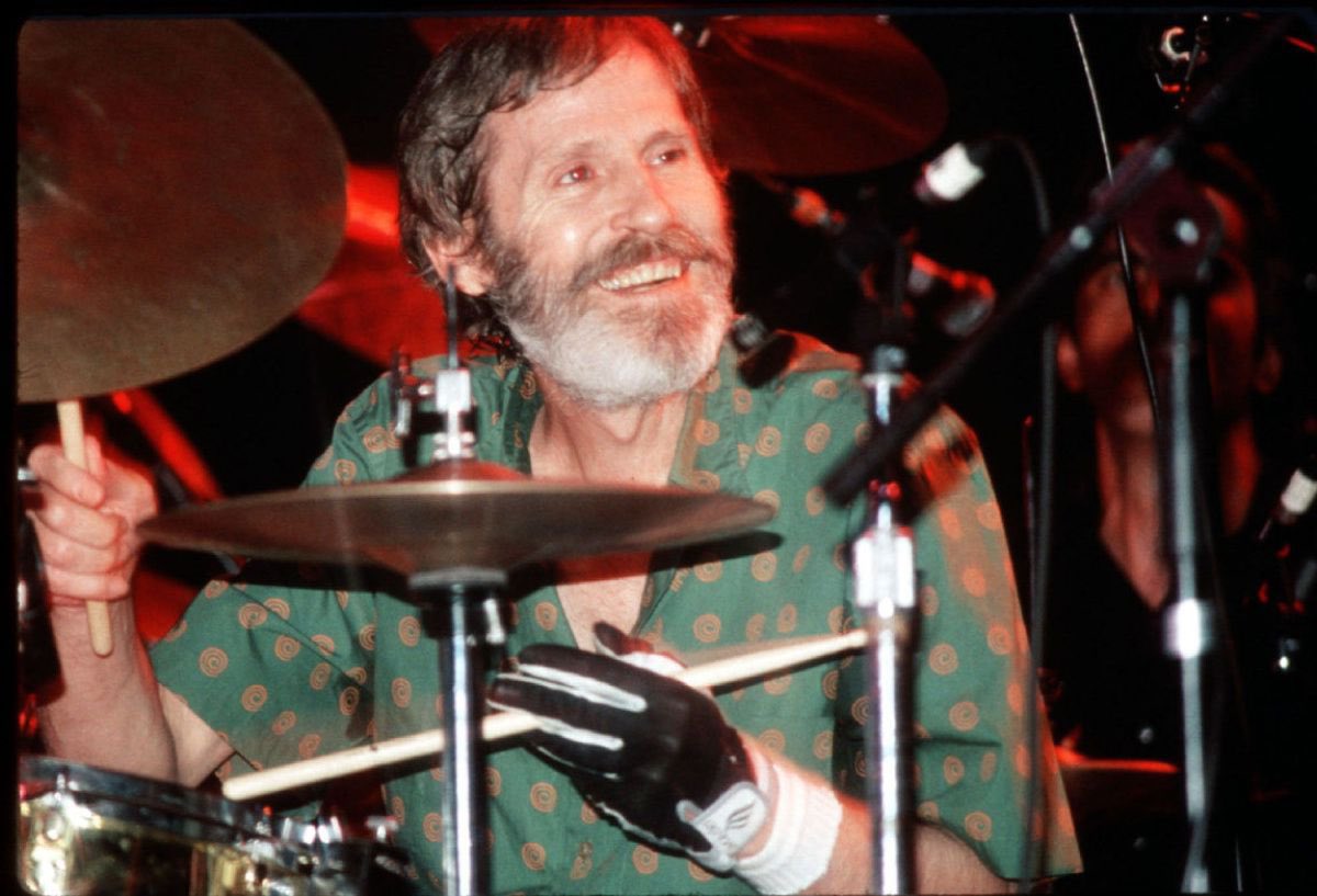 TheBandPodcast's tweet photo. #OTD On April 19, 2012, Levon Helm died at 71.
His talent behind the drum kit and unique and rich singing voice is known.
It was his generosity that I hear about the most from folks that knew him that made him special. Rest easy, Levon.
#LevonHelm https://t.co/57hVceCPSB