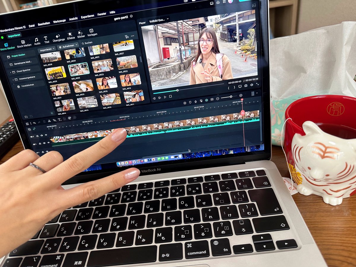 I‘m super happy with the first part of my “Gero Onsen” series and I can’t wait to show it ✧*｡

Already started editing the second part today… while fighting that everlasting cold.
I‘m so sorry I couldn’t respond to all direct messages yet. Gonna change that on Friday. ♡