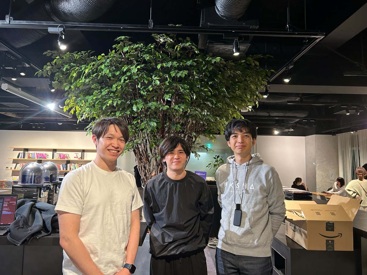 saas_tech_'s tweet image. 本日のパネルディスカッション「SaaSにおけるLLMの重要性と実践」登壇者のスリーショットです！👏
LayerXの松本さん (@y_matsuwitter)
MNTSQの稲村さん(@kzinmr)
PKSHA Technologyの中島さん
#SaaSTech