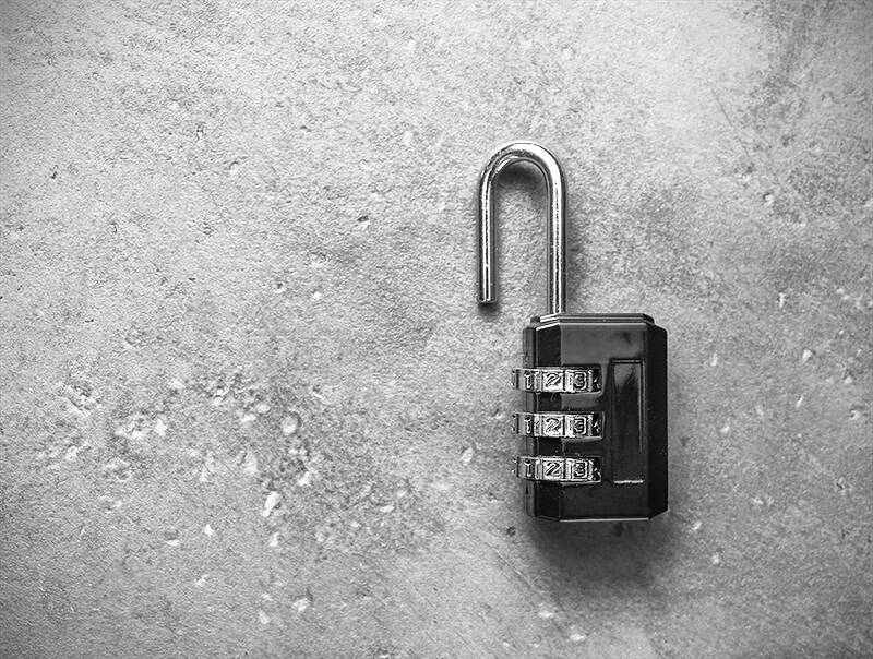 La Cour de cassation rappelle que pour que le #Notaire soit condamné à #Indemniser la #Banque, le préjudice doit être prouvé ☝ Cette décision respecte le #DroitDesSûretés et met en évidence l'importance de prouver le #Préjudice pour enga mon.articleenfrancais.net/r/ed6immg