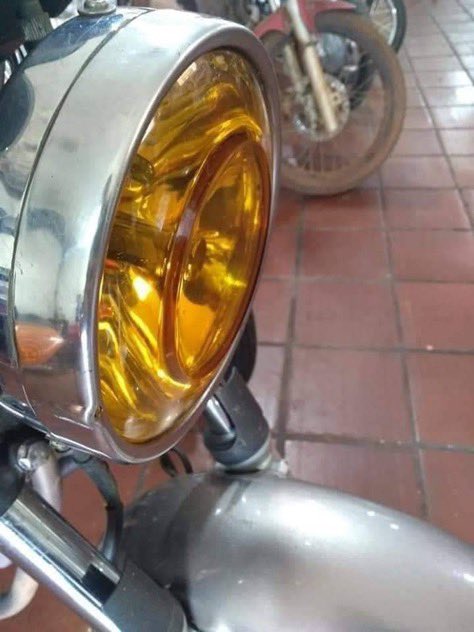 diojorange's tweet photo. como explicar o brasileiro? https://t.co/8sG7OBo88N