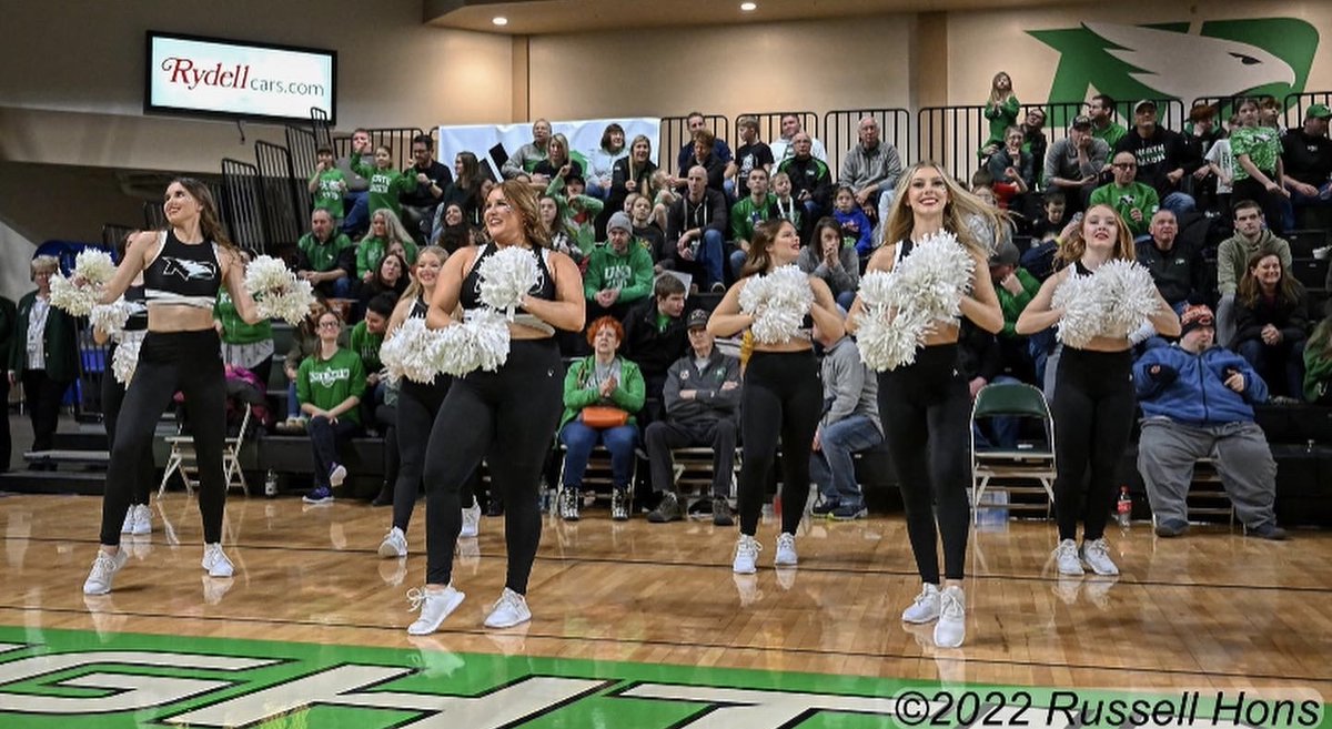 UNDBusiness's tweet photo. Chloe Shelton is a senior studying Finance with a minor in Leadership. She is passionate about UND and has found many ways to lead and give back during her time here. Read how she leads in the community and beyond: https://t.co/Jk8e51fk3S

#UNDProud #UNDBiz #WomenInLeadership https://t.co/1VSXRstYyl