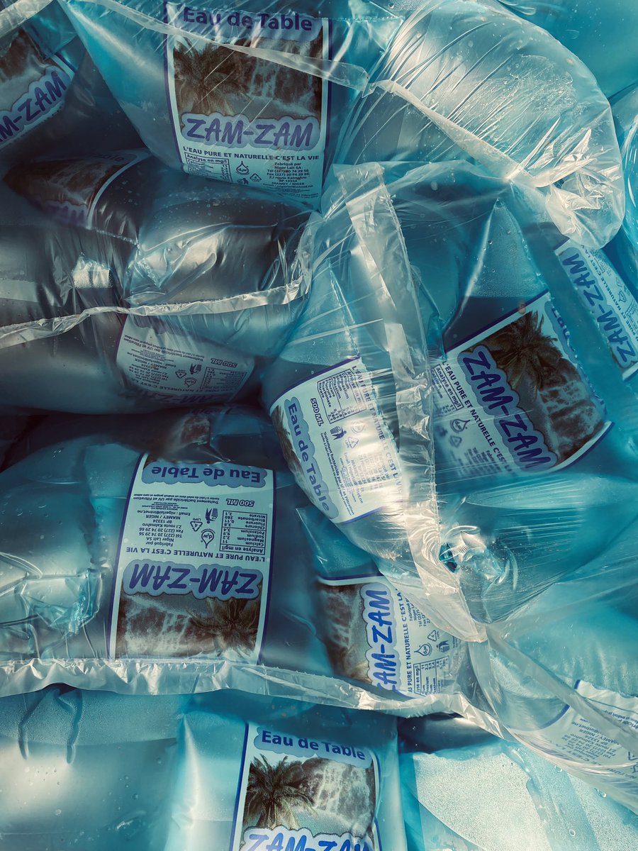 NigerLait's tweet photo. Consommez l’eau pure naturelle ZAM ZAM disponible dans toutes les grandes alimentations et nos points de vente💧😋.
-
Commandez vos packs au 82001414 📞 ! https://t.co/cNvzxXWqWN