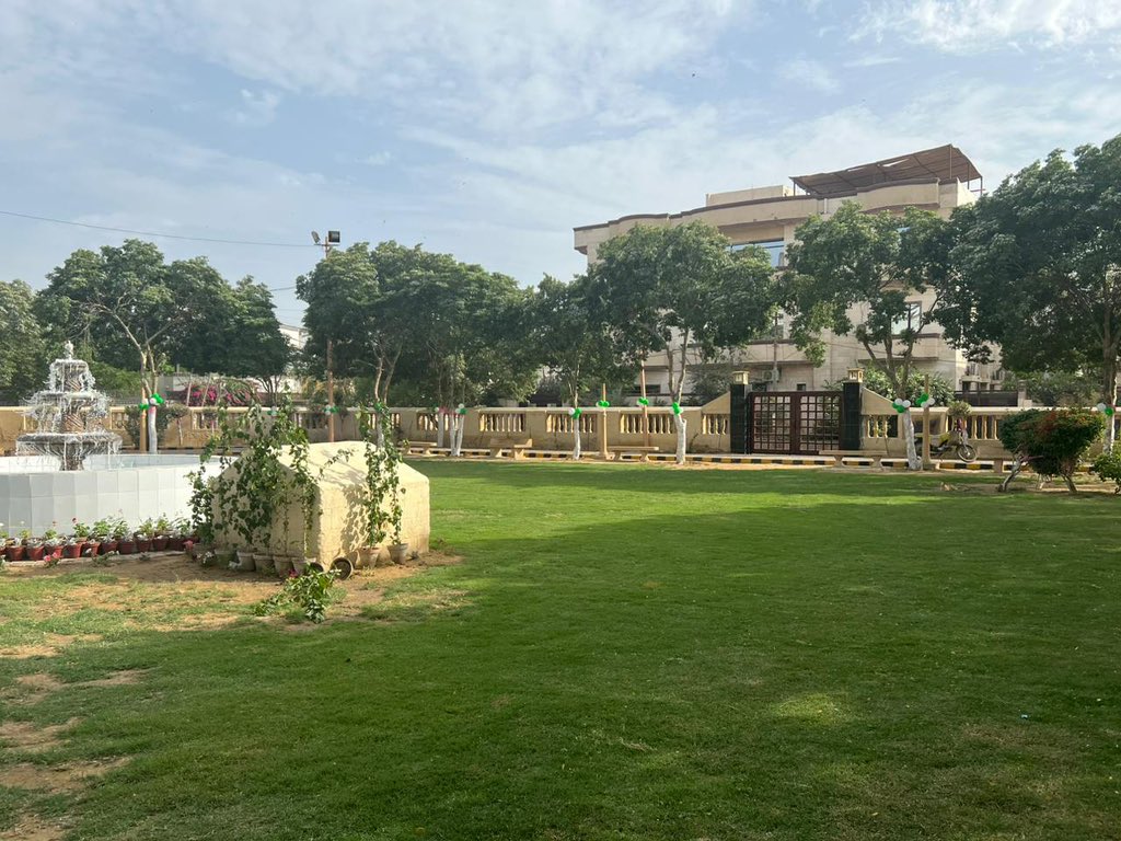 Happy to have inaugurated Khursheed Park in Block H of North Nazimabad. This park was completely destroyed & barren but now it gives a completely green look which is being ensured with waste water. This is the 54th park reopened after rehabilitation #Project100 #KarachiWorks