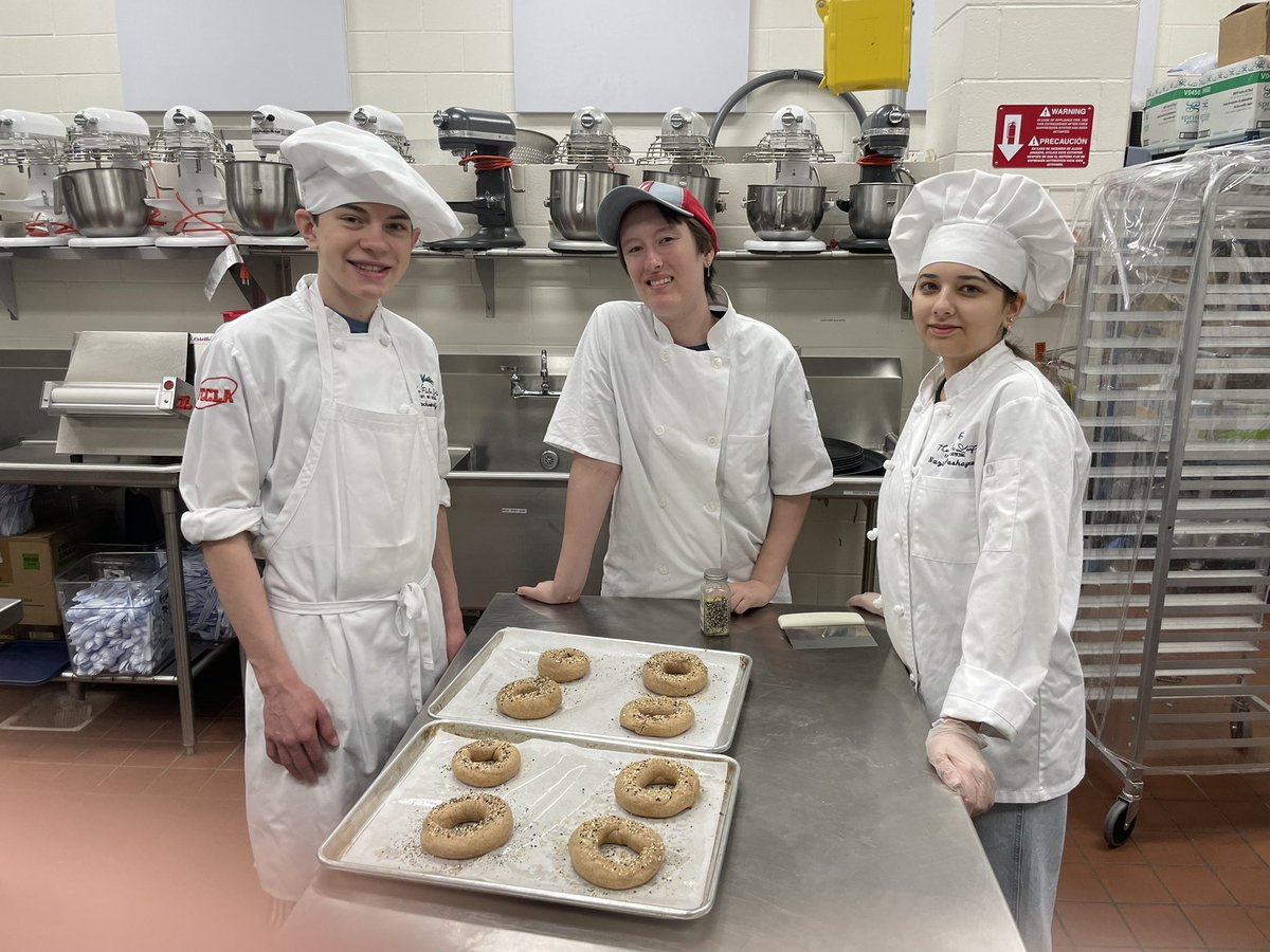 apexculinary's tweet photo. Bagel Day! π₯― They made perfect whole wheat bagels (cinnamon crunch and everything with whipped cream cheese) #yeastbreads #culinary3 https://t.co/2UREbr9s6m