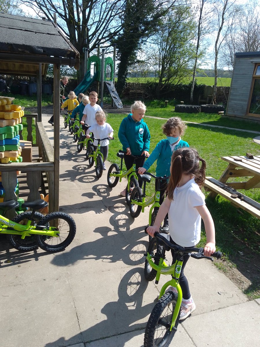 BeethamSchool's tweet photo. EYFS enjoyed trying out their new balance bikes in PE yesterday. https://t.co/IZ9WNLqN0q