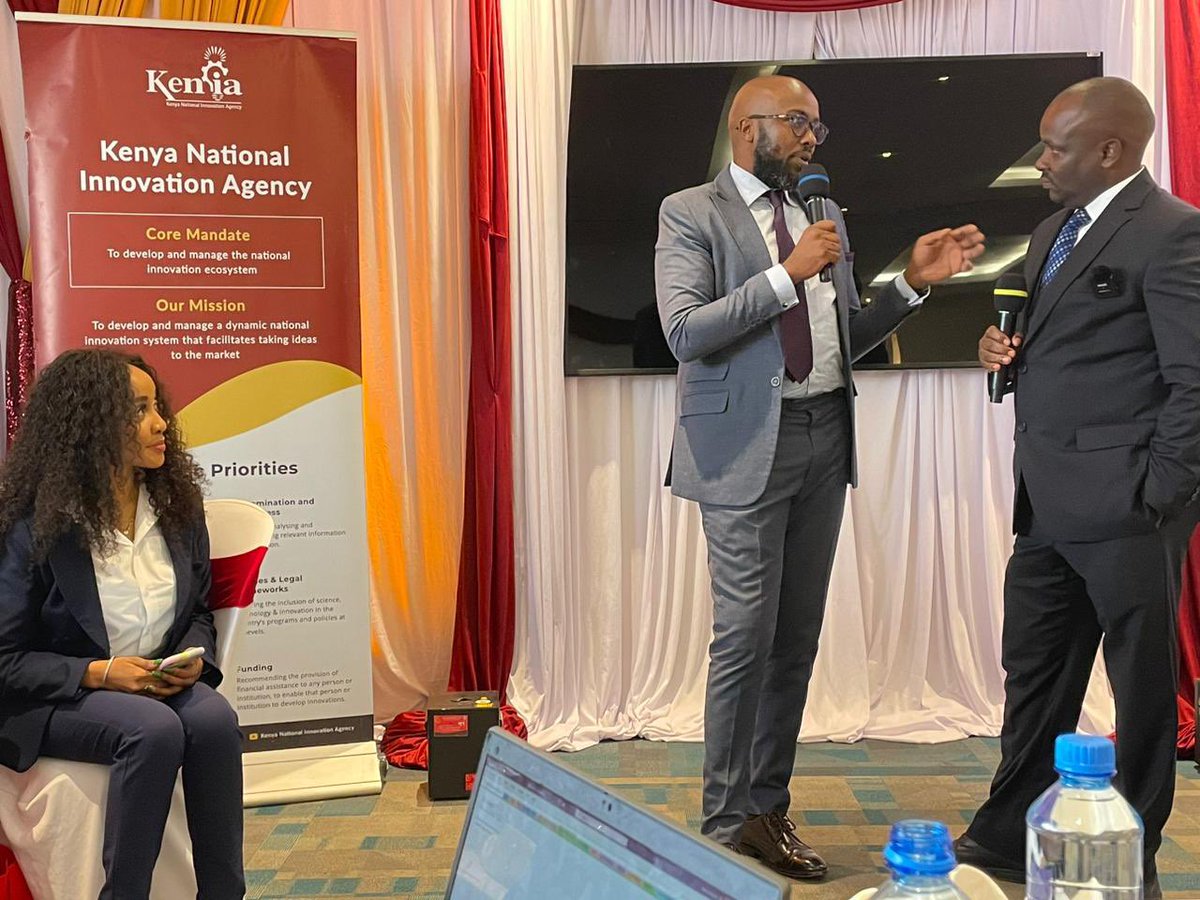 jordankyongo's tweet photo. At the launch of the 🇬🇧 supported #KenyaInnovationBridge a marketplace for innovators, researchers &amp; startups to interact with partners, funders, customers &amp; users - digital hookup if you may 🙂 Check it out here 👉🏾 https://t.co/iSc7qiD9AT https://t.co/QyOmkqOco8