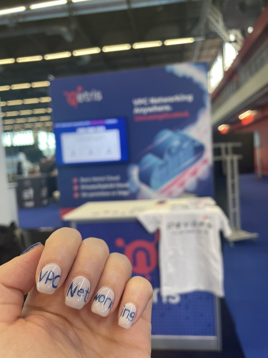 nadiater_mart's tweet photo. Starting now! #KubeconEU @netris_io Booth SU19 https://t.co/gaM3W8Y7To