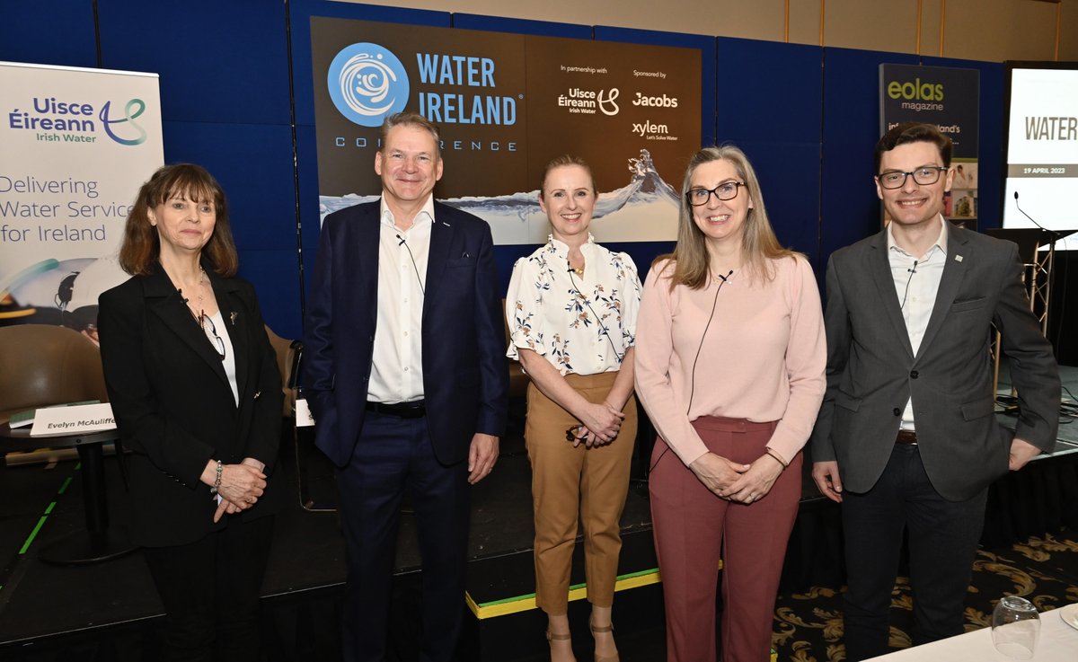 eolasmagazine's tweet photo. #WaterIreland begins with an expert group: Mary Kelly-Quinn, @ucddublin; Niall Gleeson, @IrishWater; Evelyn McAuliffe, @JacobsConnects; chair Jillian Bolton, @JacobsConnects; and Sébastien Mouret, @EurEau https://t.co/YE61Jaz0fa