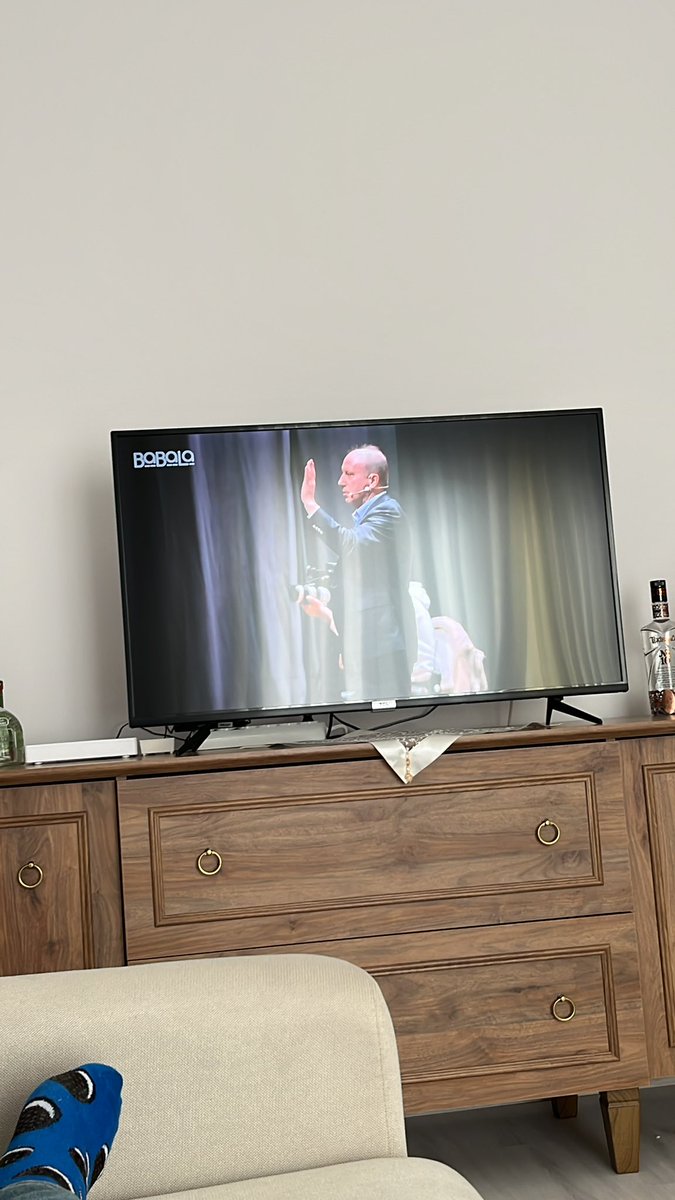 Hadi bakalım neler olmuş <a href="/OguzhanUgur/">Oğuzhan Uğur</a> <a href="/BabalaTv/">BaBaLa TV</a>