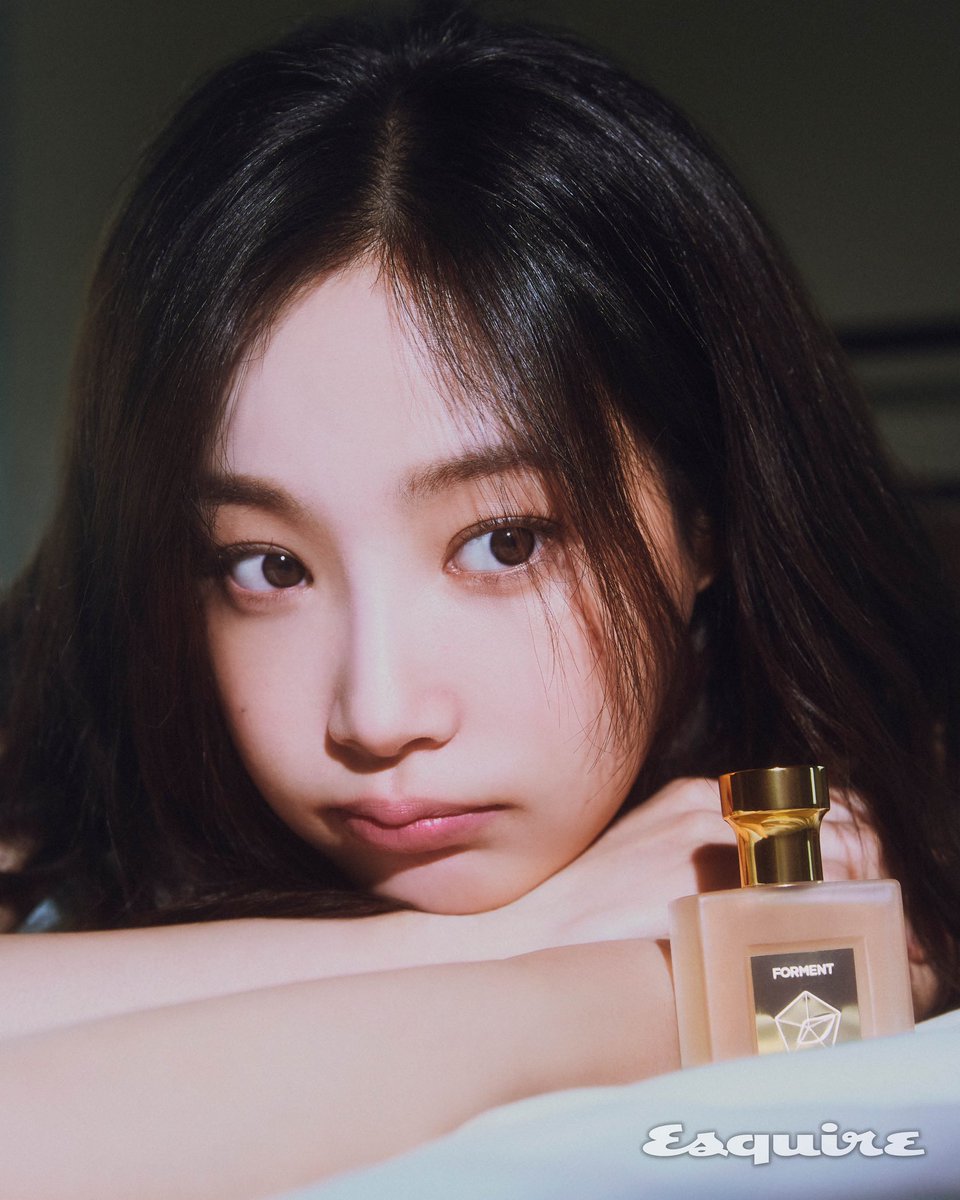 nyun_Yook's tweet photo. Yeonwoo, love your style.. My role model 🫰🫶💕
#yeonwoo https://t.co/QRO5MdHSu1
