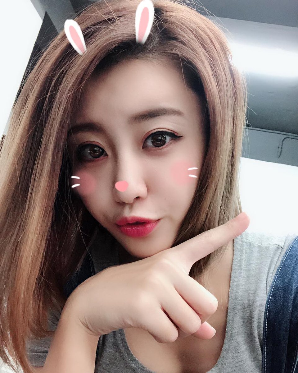 BoilesRonny's tweet photo. 美颜真好☺️☺️ https://t.co/TKUt8XRHaT
