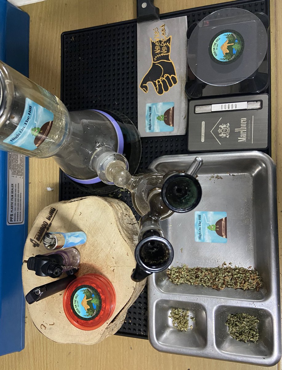 JuanMarrry's tweet photo. เติมกัญรึยังครับสหายวันนี้ 😵‍💫🚀💚
#สตูล #สงขลา #หาดใหญ่ 
#ganja #เชียงใหม่ #พันลำ 
#กัญชา #thai #thailand 
#รัตภูมิ #เชียงราย #ดอกป็อป https://t.co/lUNlDdToHt