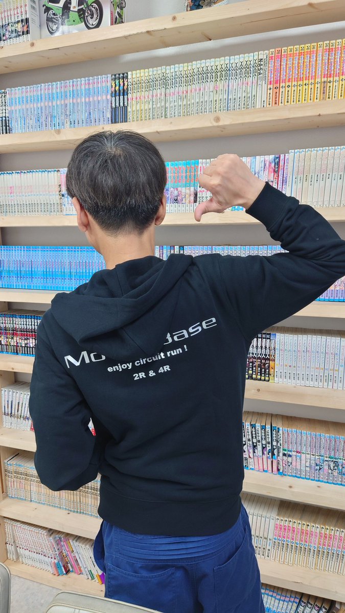 さんとす tweet media
