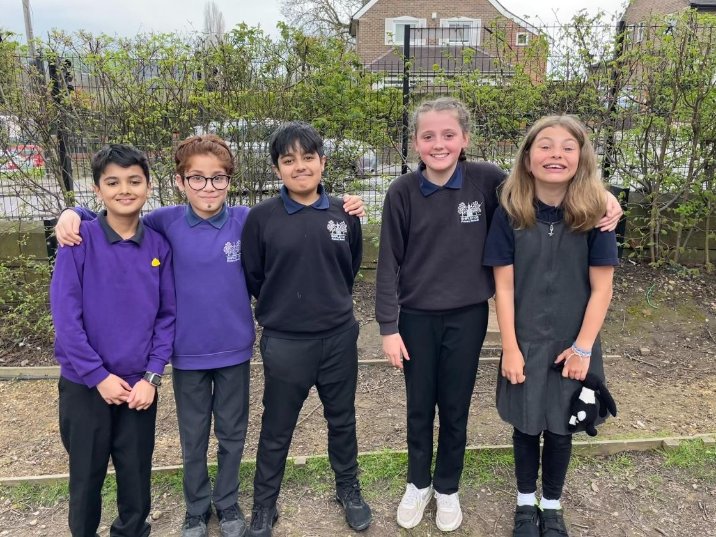 shipley_ce's tweet photo. A huge well done to our Year 5 and 6 pupils who have been invited to present their ideas on tackling pollution at Bradford City Hall as part of #CleanAirDay @WeAreBDAT @BiBresearch @bradfordmdc #reducingpollution #ecofriendly #environment #collaboration #workingtogether https://t.co/iuFduQWxGV