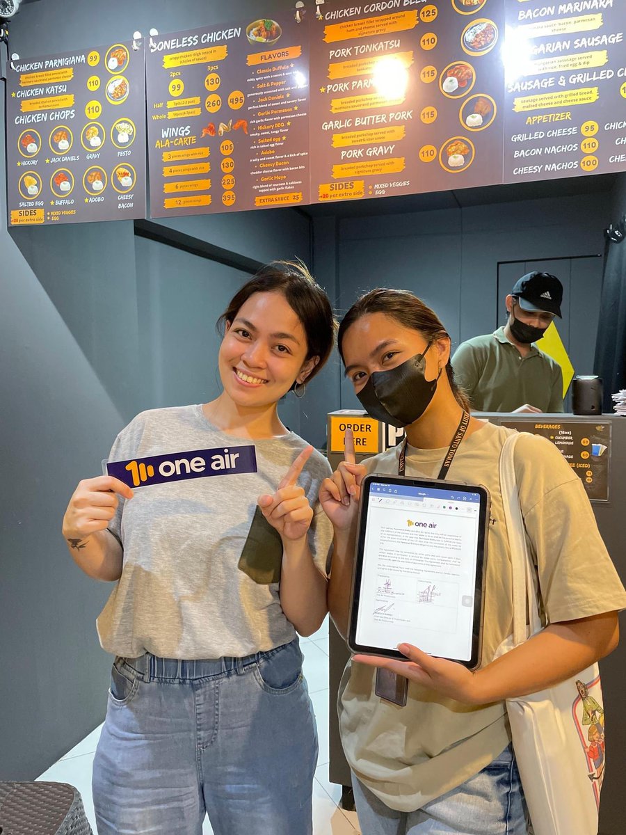 WeAreONEAIR's tweet photo. Co-presented by:
Outbox Labs
https://t.co/Gbinv86sqE
#TigerScore
#OneWithONEAIR
#OnAirWithONEAIR
(2/2) https://t.co/pWF0rJ422y