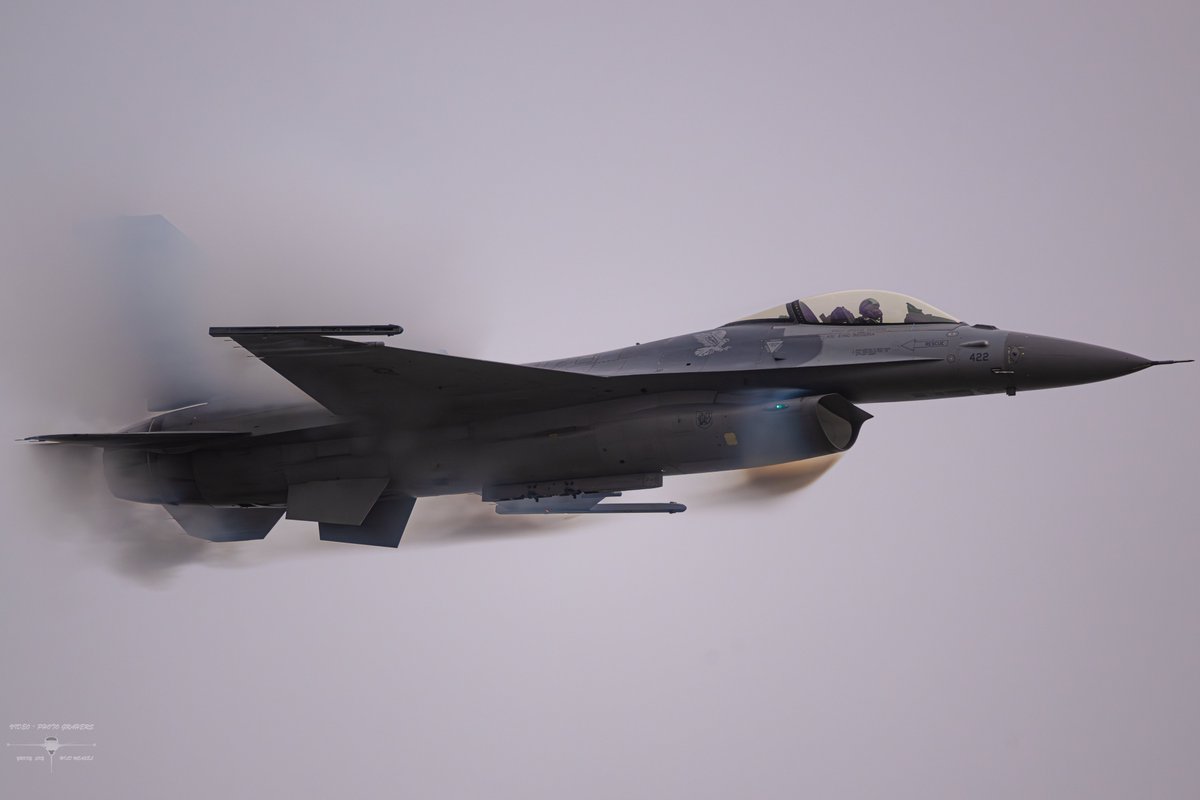 CP13FS_WOOD14FS's tweet image. 岩国フレンドシップデー2023
Sirius Last Demo Flight!! 

#岩国フレンドシップデー2023
#pacafviperdemo 
#f16demoteam 
#fd23