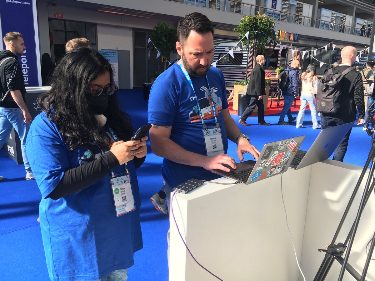 timirnich's tweet photo. Final prep by the ⁦@SUSE⁩ and ⁦@Rancher_Labs⁩ community team before our first live stream from #KubeConEU https://t.co/9LyDawVtGV