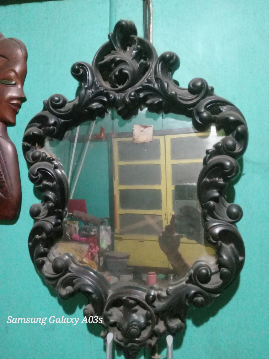 Bka po may interesado...60+old na mirror...
#antiquemirror