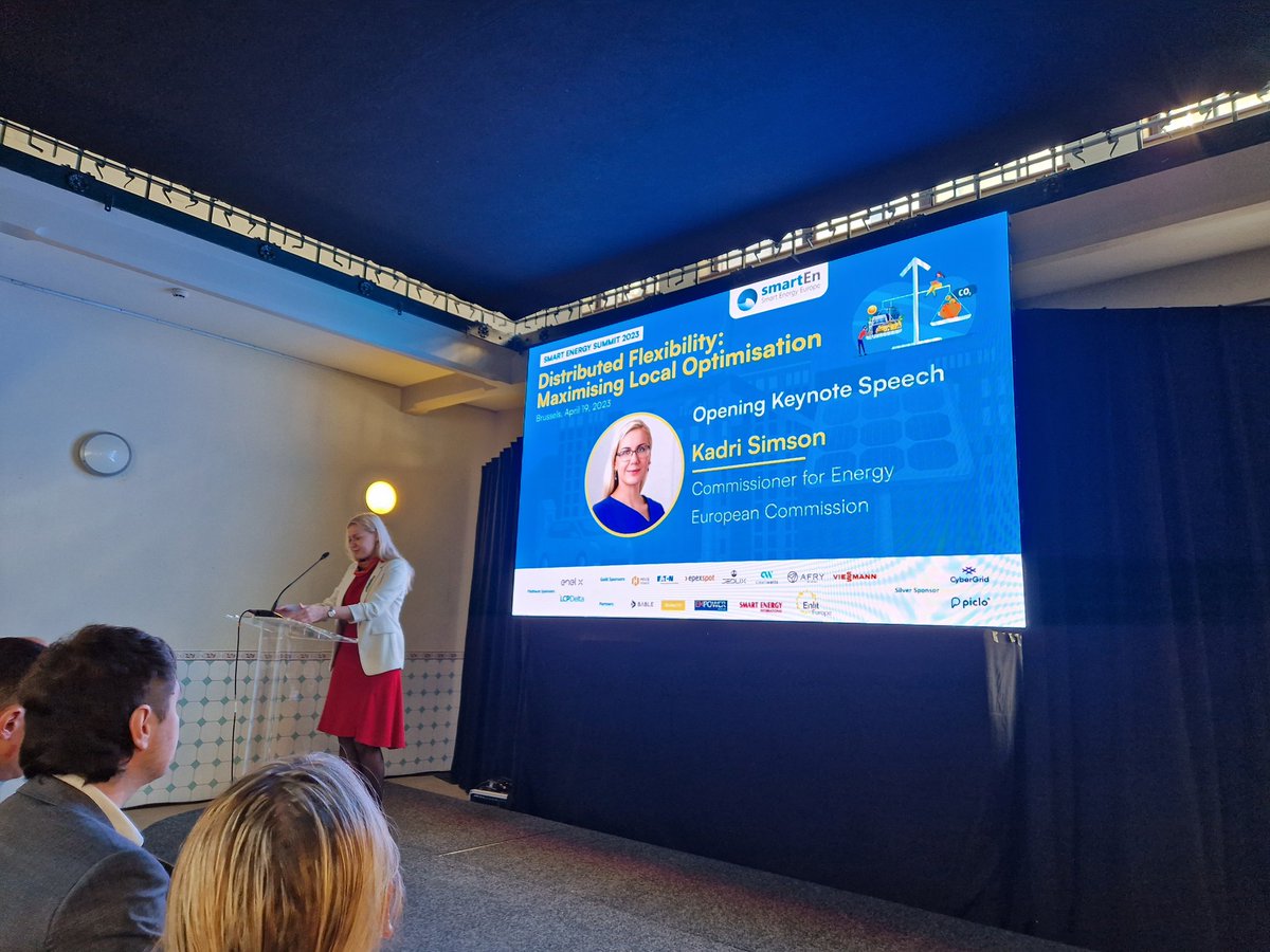 laurentschmitt's tweet image. Great introduction from @KadriSimson at our #SmartEnergySummit2023 highlighting the crucial importance of carbon neutral #flexibility and #submetering through the next #EMD revision. Great step to let #prosumer define their prefered options ! @smartEnEU @csikow @MWorsdorfer