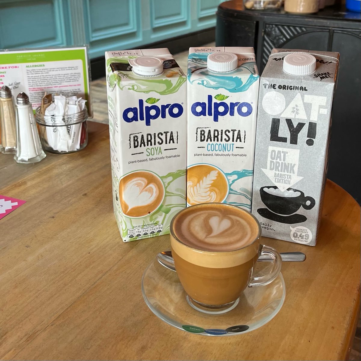 No dairy? No problem!🌱 Come try our range of alternative milks in your coffee today 💕 #portellolounge #vegan #dairyfree #coffee #lovelounging