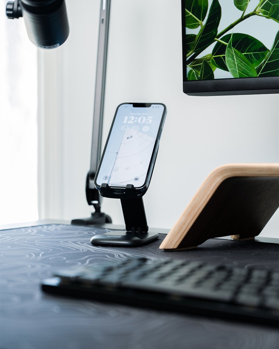 LamicallDirect's tweet photo. Crafting your dream workspace.
DP13 phone stand in black color
🔗https://t.co/IfBKV7Oltm
📸https://t.co/bDv1u6wFJi https://t.co/Vxs5rcs5Wr