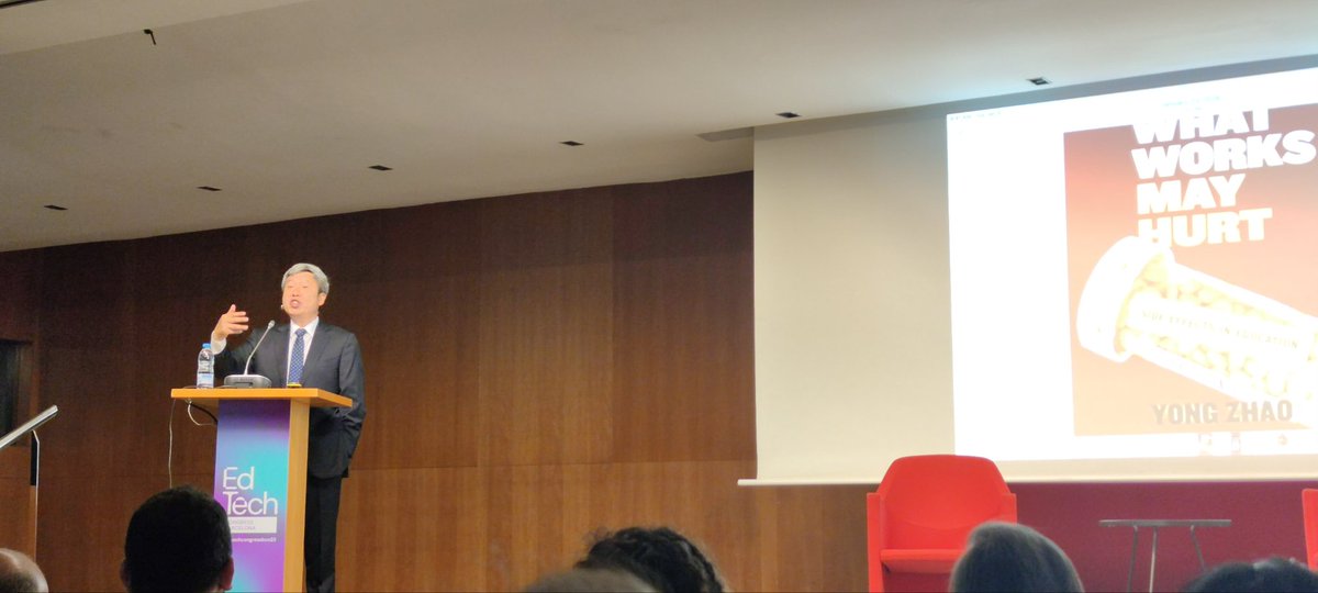 inogues's tweet photo. En @Clickedu ja som una mica més savis després de la conferència de @YongZhaoEd . Us esperem al stand de #Clickedu al #EdTechCongressBcn23 https://t.co/AsSdrOQAxs
