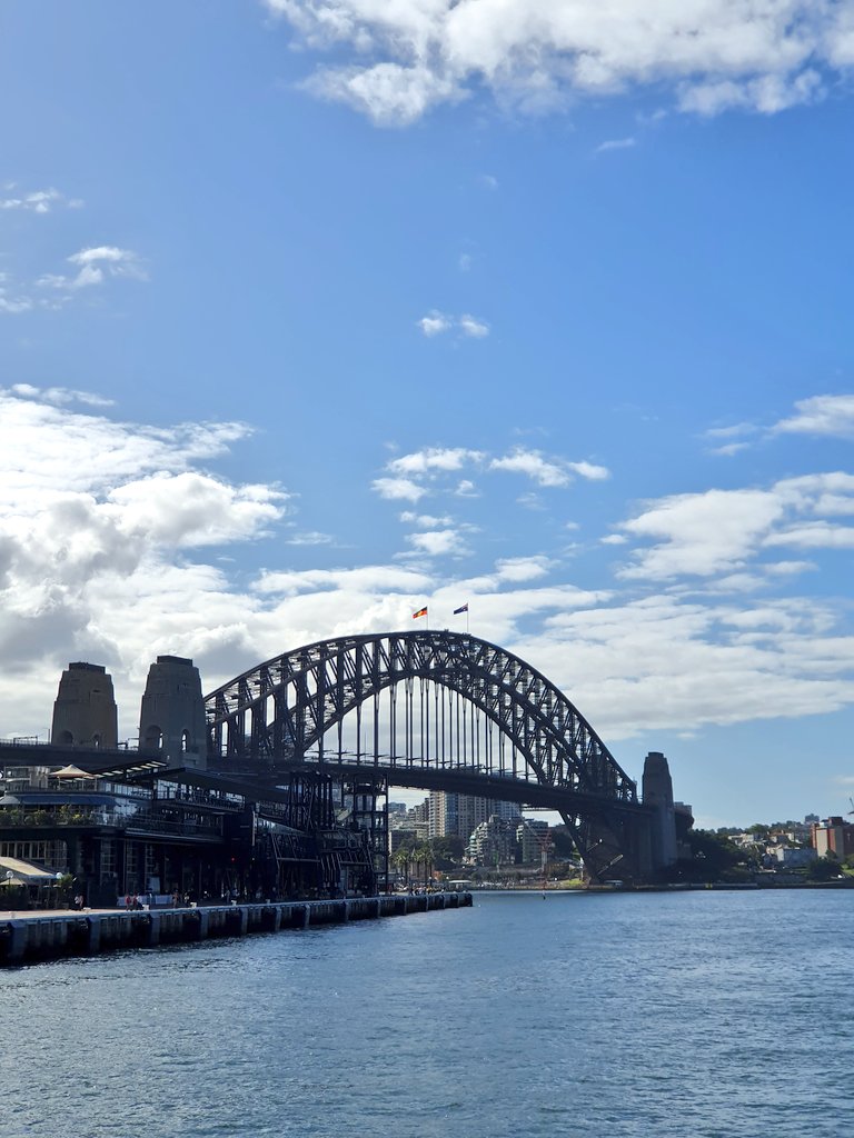 savinng21's tweet photo. Sydney! 🇦🇺 https://t.co/N5FOE1zpr5