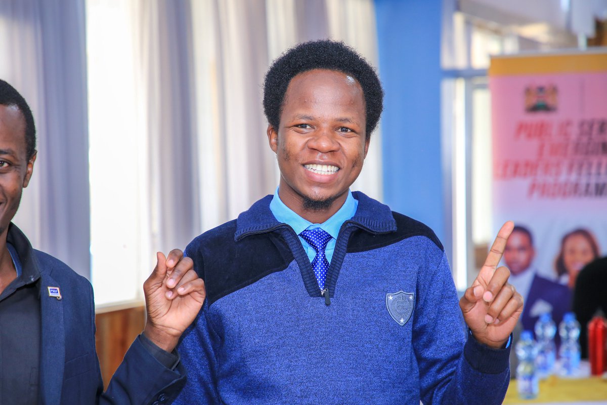 Edward_Kalya's tweet photo. Counting down the days to the #PSELFGraduation of the inaugural cohort! These #51 young public servants have worked hard to earn their spot as pacesetters in Kenya's public service. Congratulations to all the Fellows! ππ
cc: @elfafrica1, @EPLeaders, @PSCKenya https://t.co/bjFhaEDZ9h