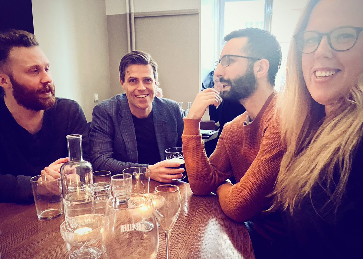 Tisdagens fintwithäng med <a href="/NordnetAra/">Ara Mustafa</a> <a href="/Daviiddfk/">David Flatbacke-Karlsson</a> <a href="/EMyrstrom/">Elin</a> <a href="/TaherStenberg/">Taher</a> <a href="/JonasAstrom/">Jonas</a> <a href="/_carlhannes/">Hannes Wideteg</a> <a href="/UbbeInvest/">Ubbe</a> <a href="/KarlLans/">Karl J Lans 🌍📈</a> <a href="/UbbeInvest/">Ubbe</a> <a href="/nolltillkoll/">Giesela</a> <a href="/StefanThelenius/">Stefan Thelenius</a>, Winston Håkansson och massa andra sköna typer, allt fixat av <a href="/aktieblogg/">Gustav</a> - tack för en trevlig kväll🥂⭐️