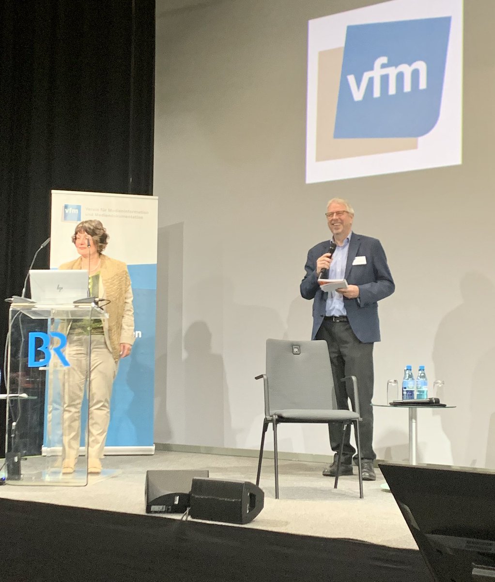 vfm_online's tweet photo. Und Session 6 der #vfmTagung endet mit dem Vortrag zu Retrodigitalisierungsstrategien und -projekte im Unternehmensarchiv des WDR von Petra Witting-Nöthen (WDR, Köln) https://t.co/4lnJDBSPKF