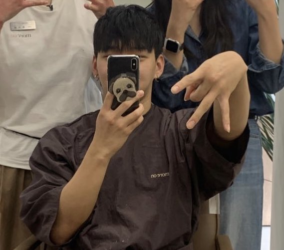 밍준아 머리 한 기념으로 셀카.....🥹