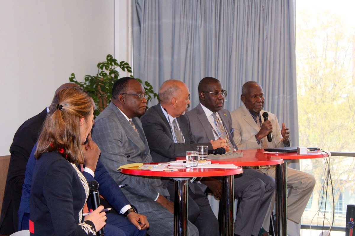 MSaidilMoctar's tweet photo. au développement de l’Économie des Conférences grâce à la vision des plus hautes autorités du #Niger, qui œuvrent à faire de #Niamey une destination préférée pour les évènements internationaux.
L’objectif est d’assurer une contribution positive à l'économie nationale, https://t.co/ah7VPWpamb