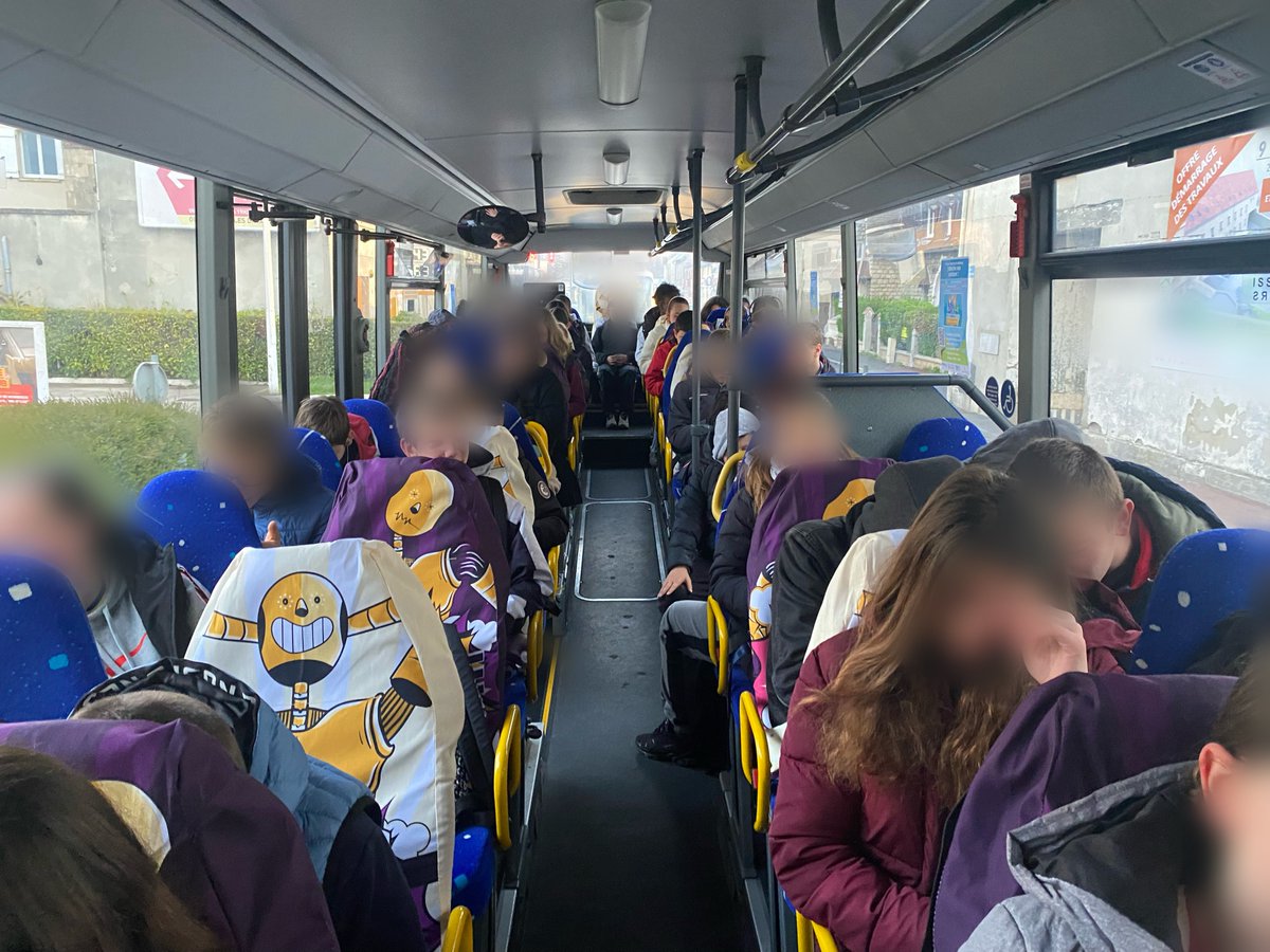keolisoise's tweet photo. 🦺OPERATION NUDGES🦺
Vendredi 14 avril 2023 a été mis en place une opération nudges sécurité avec la CCPOH, qui s'inscrit dans l'un des piliers de notre projet d'entreprise Keolis Way
#groupekeolis #keolisoise #ccpoh #sécurité #keolisway https://t.co/y7QnNGhkWk