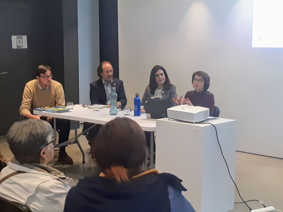 ramonmtez's tweet photo. Un plaer haver participat com a ponent a la xerrada informativa "La factura i els #dretssocials de l'#aigua" a #Palamós organitzada per la Síndicatura de Greuges i Aigües de Palamós en col.laboració amb l'@AjPalamos https://t.co/HmB5lLWiGD