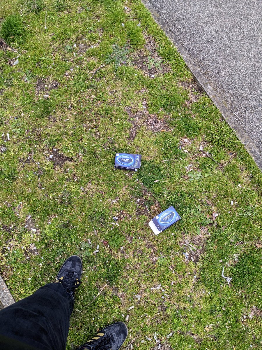 mitchcouchman's tweet photo. There's an extremely erect man running around Park Royal. If you're in the area please like and share this post, he's definitely going to be a hard man to fight. https://t.co/OOm0czuV2a