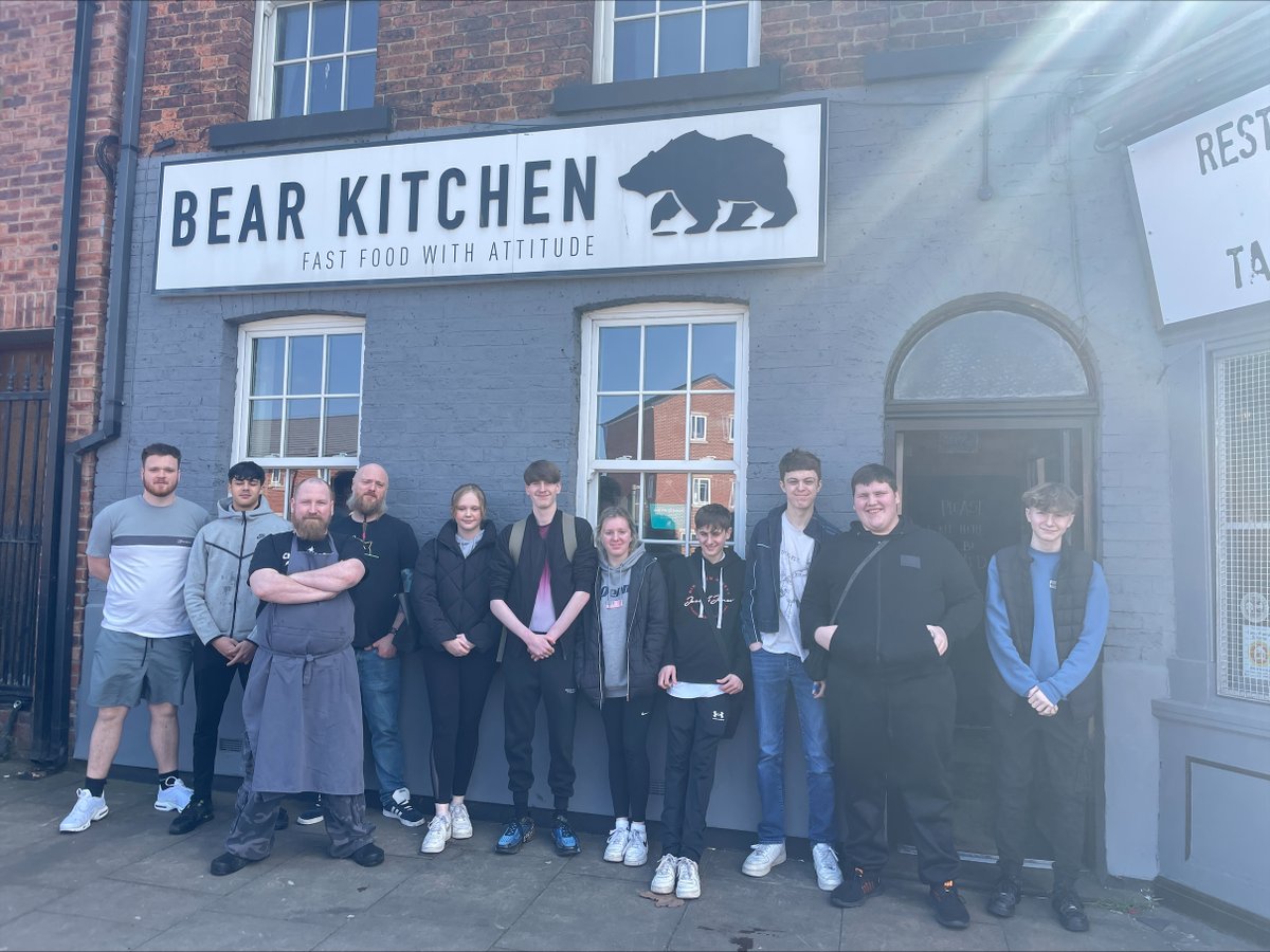 CampsmountAcad's tweet photo. Year 11 students had a fantastic day yesterday working under the guidance of Head Chef Ben Atkinson of Bear Kitchen. They experienced every aspect of food preparation and service then reaped the rewards enjoying what they had produced #BearKitchen #TeamCampsmount https://t.co/p2HAsAbrYG