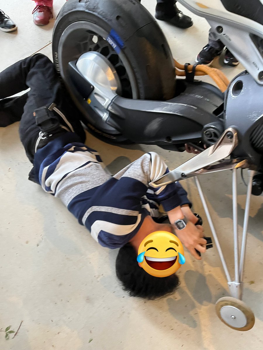 モーターショーじゃそこまでできないからね笑