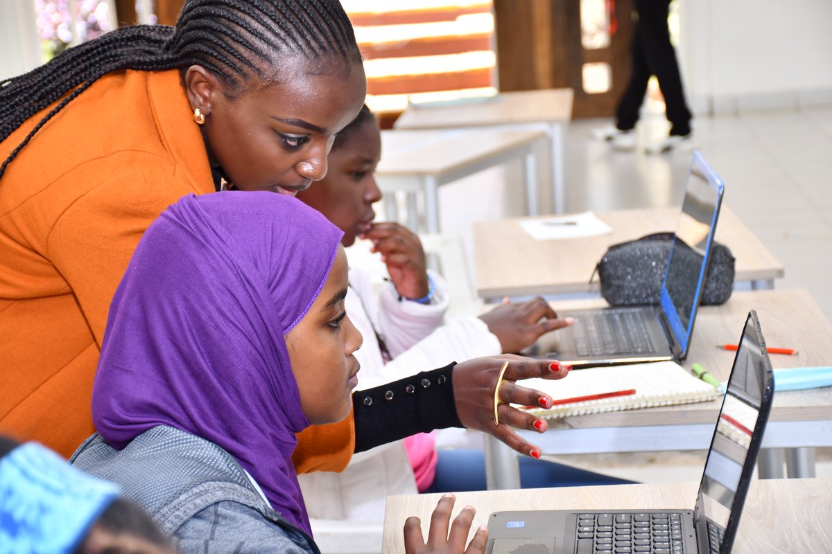 GFUNZE_KE's tweet photo. Eduhack Hackathon by G-funze in partnership with @Makini_Schools . creating producers of technology not just consumers. https://t.co/V5rUHgx0X5