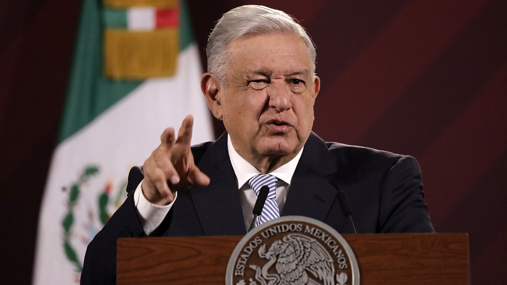 HanyuTeacher's tweet photo. Mexican President Andres Manuel Lopez Obrador on Tuesday accused the #PENTAGON of spying on his government following leaks in the U.S. media, and said he would begin classifying information from the armed forces to protect national security.#USspying https://t.co/CsTJfG2jem