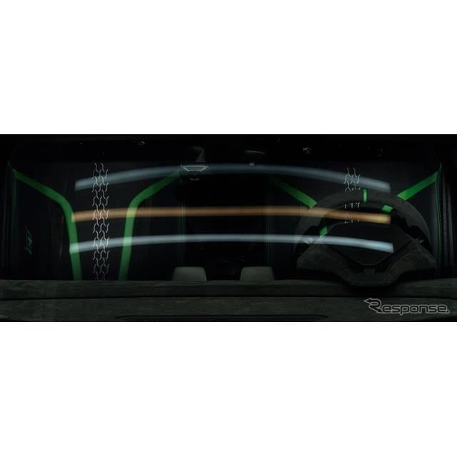 2doors__'s tweet photo. ランボルギーニ創業60��年記念車、「ウラカン・テクニカ」に設定…世界限定60台
https://t.co/ZI9NQPpYWx

ウラカン・テクニカがベースの創業60周年記念車には、2種類が用意される。どちらも、モータースポーツに着想を得て、イタリア国旗のトリコロールカラーを取り入れている！ https://t.co/MVuE41RQGE