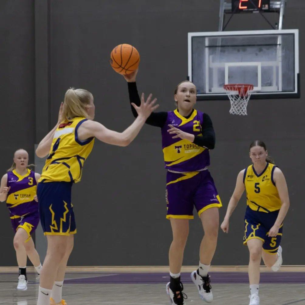 leikas toni tweet media