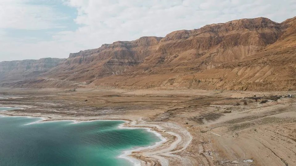 El Grupo de Zonas Francas de Desarrollo de Jordania
🇯🇴 (JFDZ) anuncia oportunidades de inversión 📈📊 en la costa del Mar Muerto, con un volumen de inversión de 150 millones de dinares jordanos (210 millones USD💰).
👉Más información: bit.ly/3mN65Eu